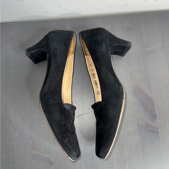 Salvatore Ferragamo Women’s Black Suede Heels - Picture 3 of 8